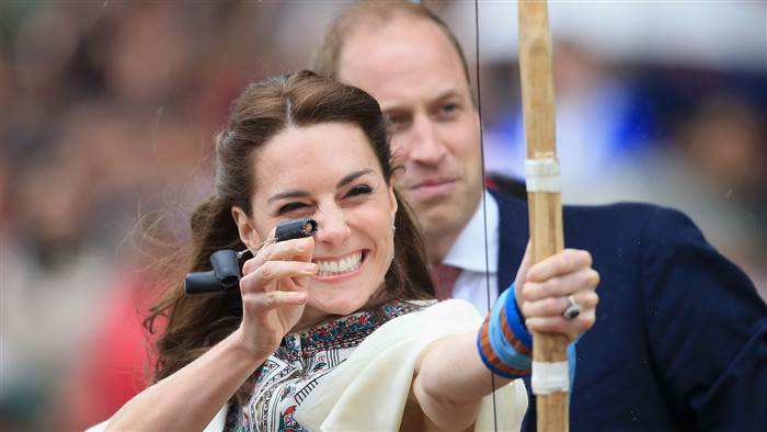 royals-archery-today-tease-160414_a2c13bc71f68ecf6f71219cd83cc344b.today-inline-large.jpg