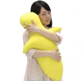 Японцы изобретают подушку для "обнимашек" по телефону