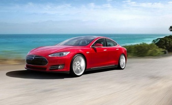 Команда Teslamotors продолжает дорабатывать электрокар Model S